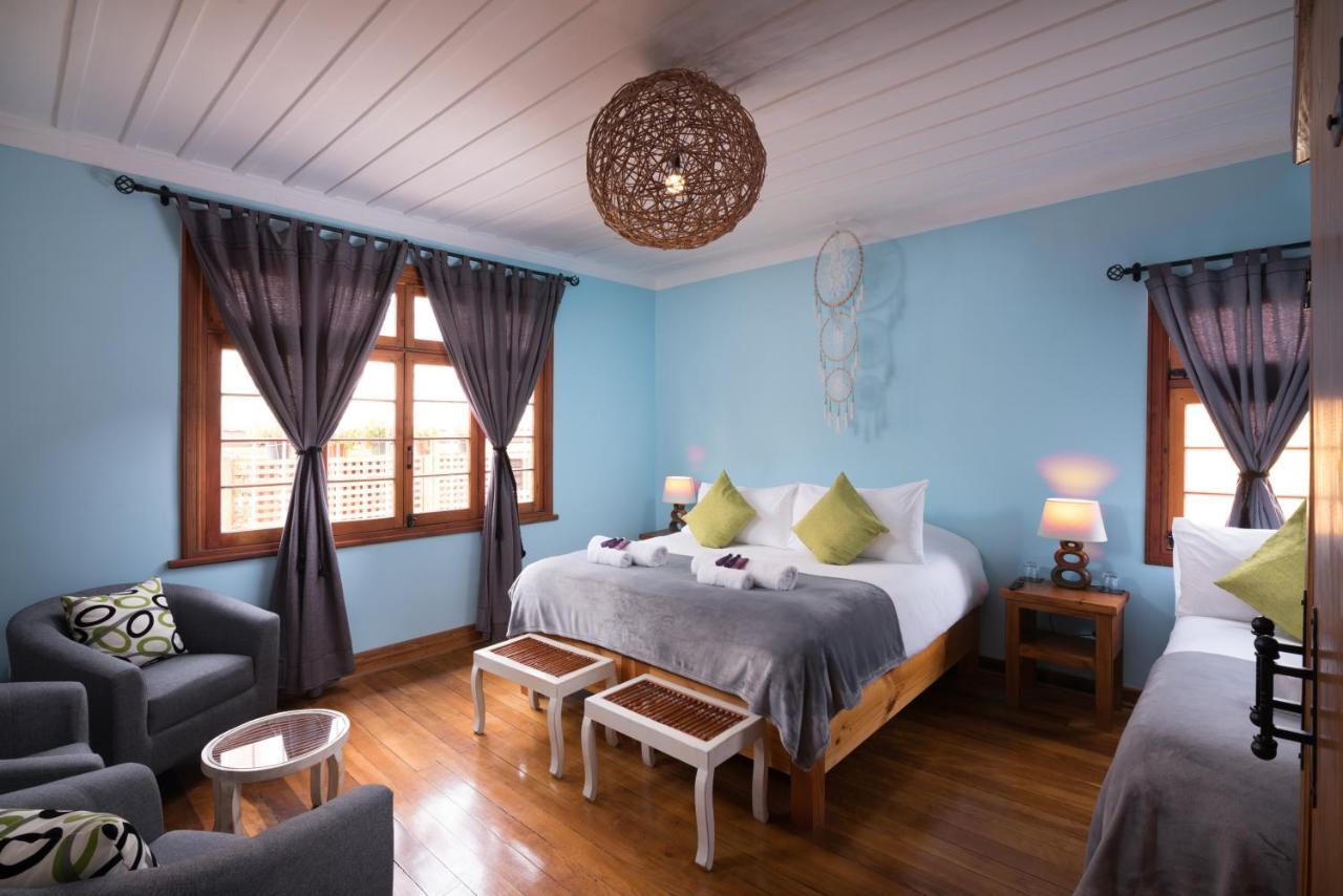 Esencia Boutique Hotel *