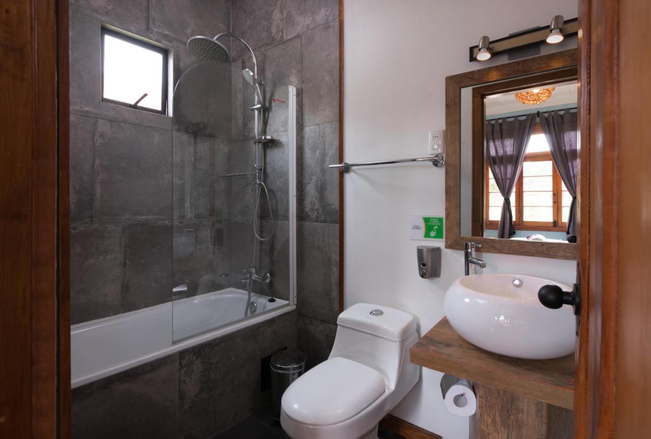 Esencia Boutique Hotel *